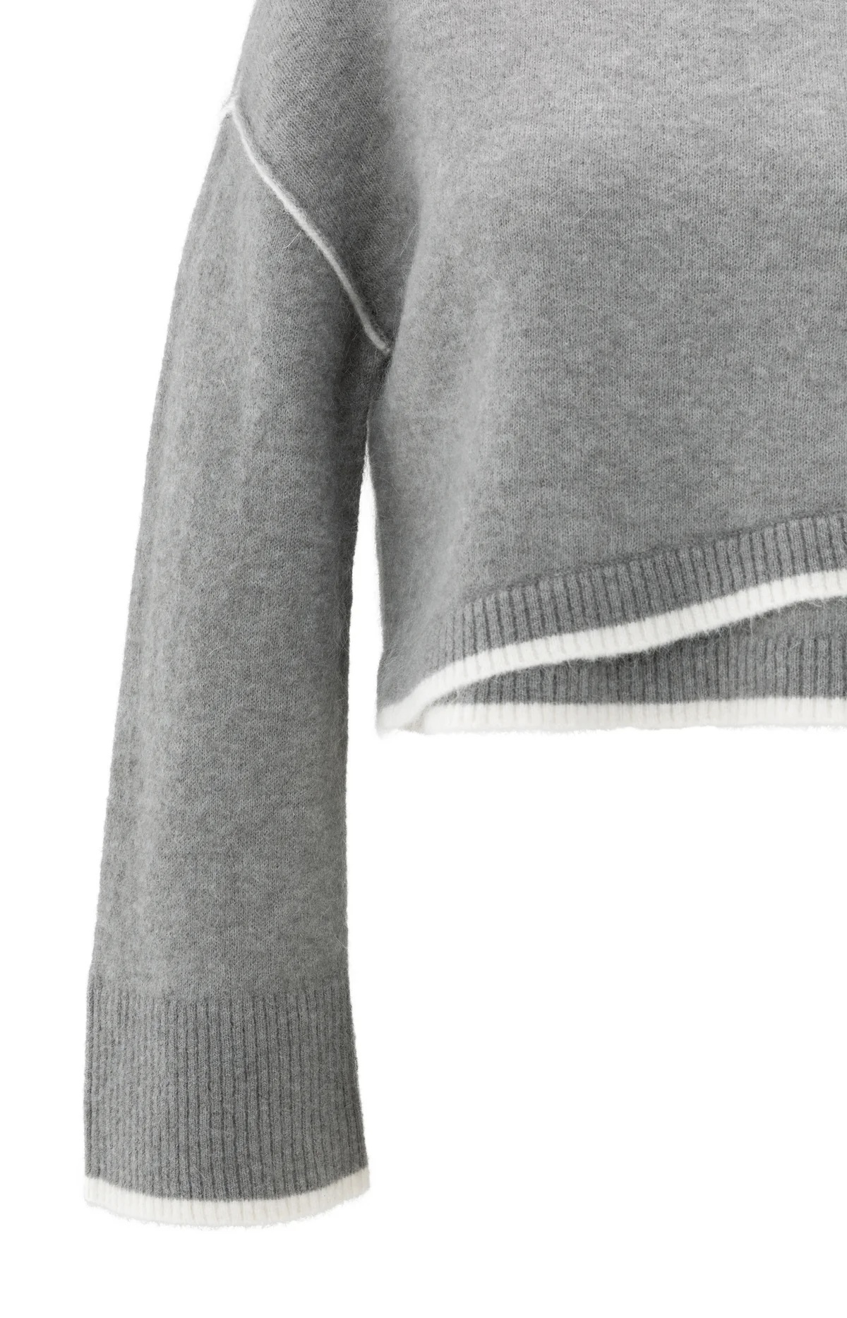 knitted-sweater-with-contrasting-lines-1_0534a92a-ec71-48c1-aa97-d3f875964488