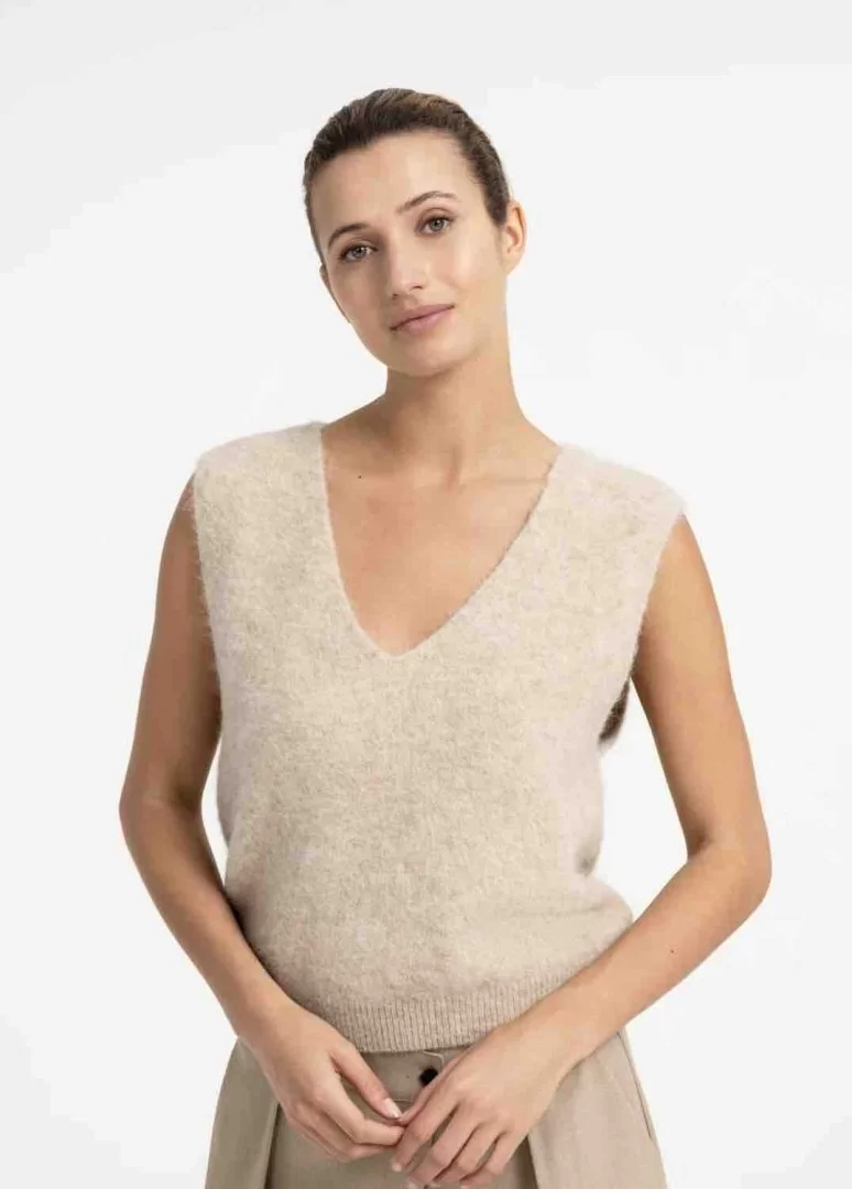 YAYA Soft knit spencer with deep V-neck-Light Beige Melange - Image 2